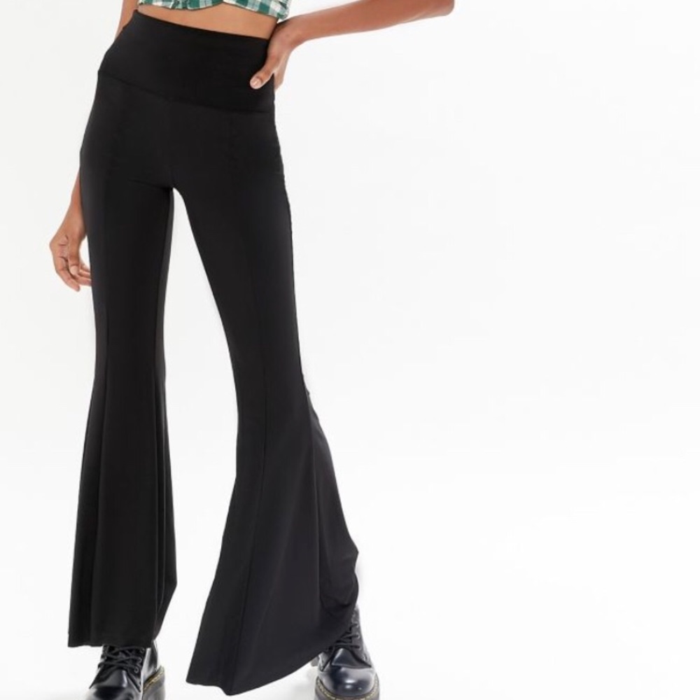High-Rise Stretch Flare Pant
